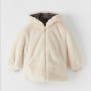 Zara Faux Fur Jacket 3/4y 
Wore a couple times no visible stains 
Hang to dry